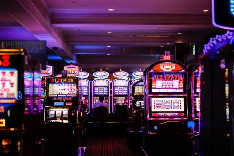  what game pays out the most at a casino